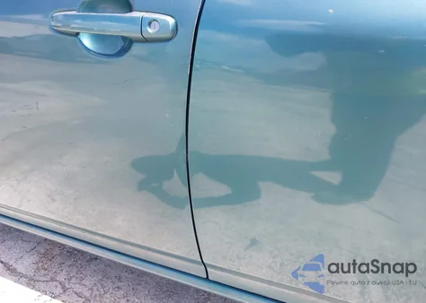 2010 Toyota Corolla Le z USA, uszkodzony, nr VIN 1NXBU4EE8AZ221537